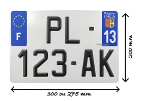 Taille de la plaque d'immatriculation carrée pour 4x4 ou utilitaires